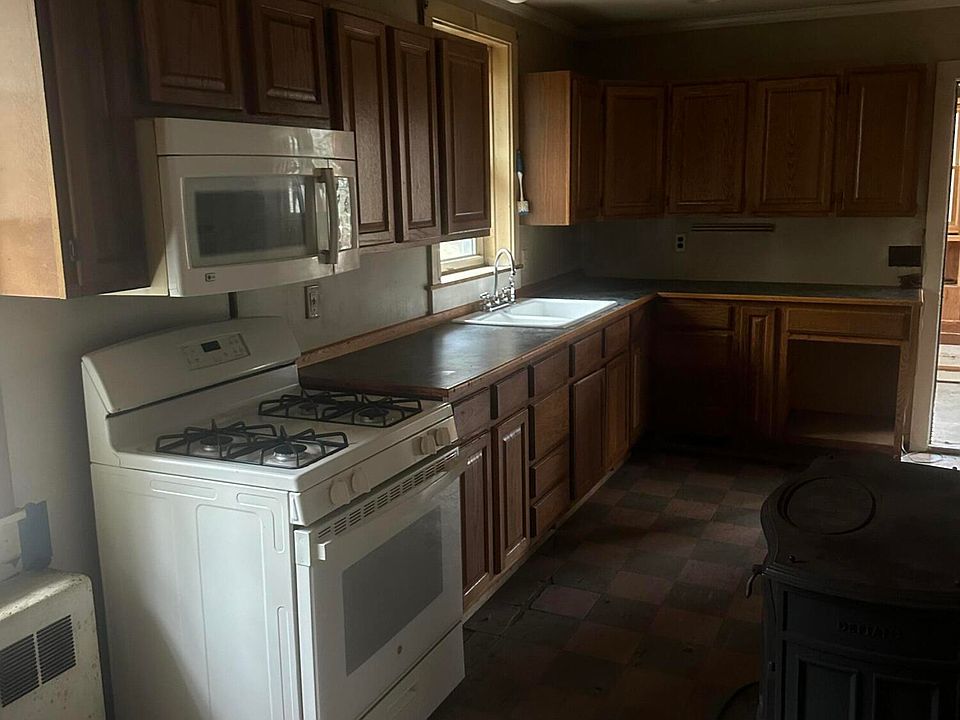 180 Lamoine Beach Rd Road, Lamoine, ME 04605 Zillow