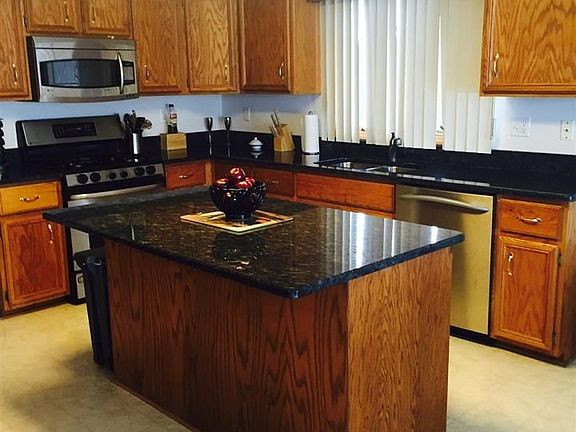 5th image of 17093 Huntington Woods Dr