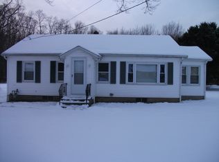 7557 Harmon Rd, Conneaut, OH 44030