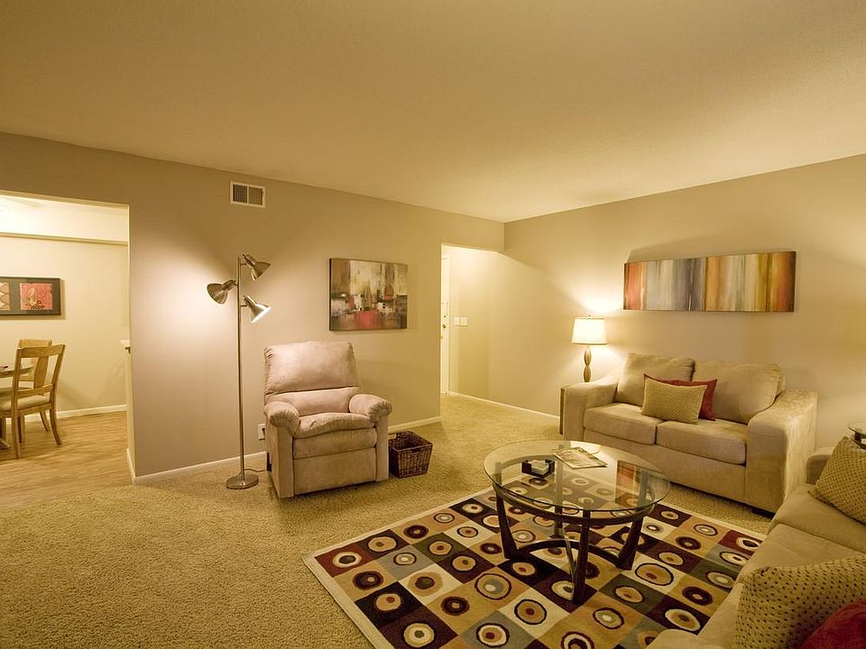 1st image of 5050 Grover St APT 9
