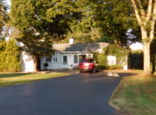 1264 S Smith St, Palatine, IL 60067