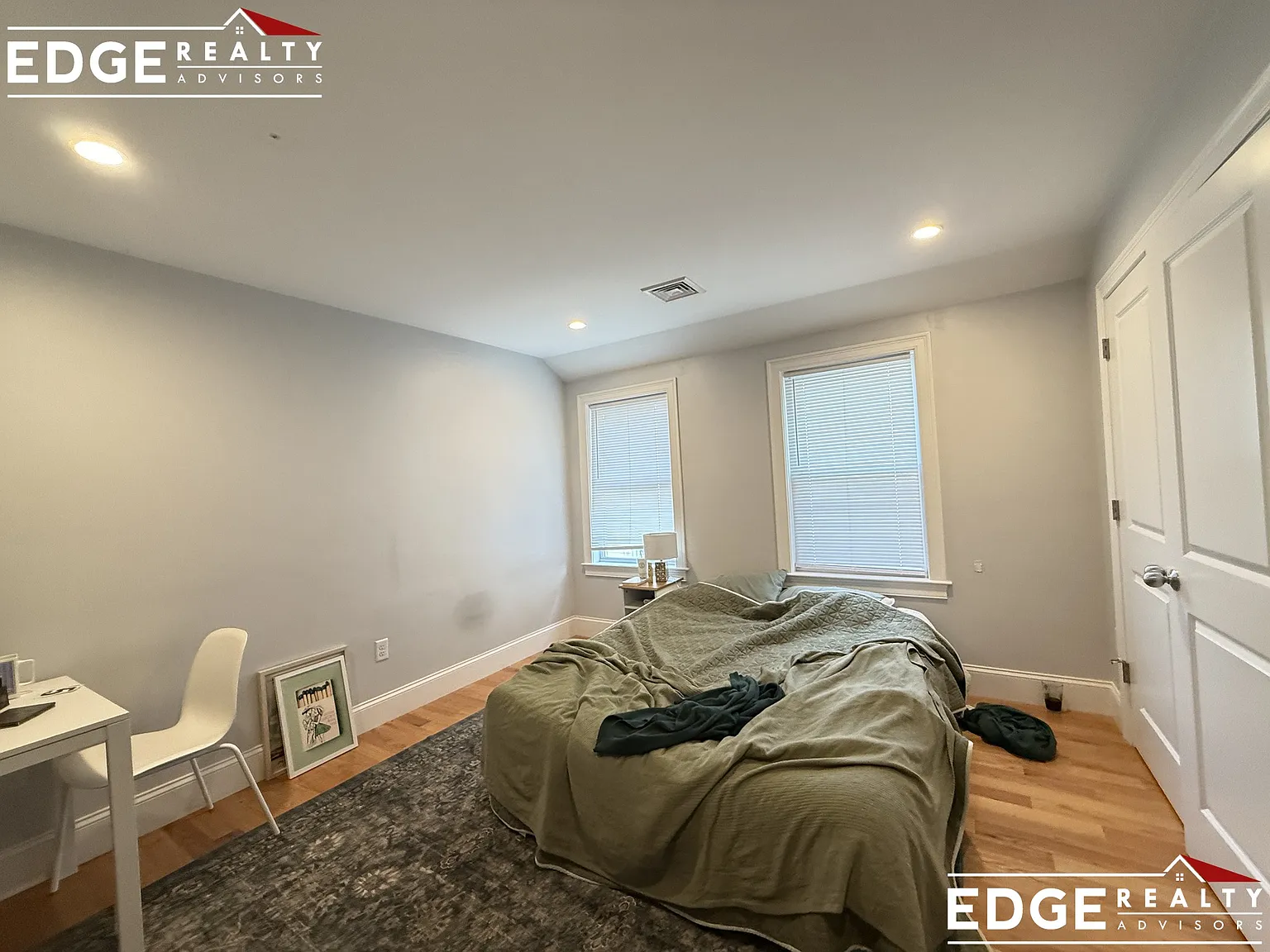 5 bed, 2000 sqft, $6,000 — Photo 3