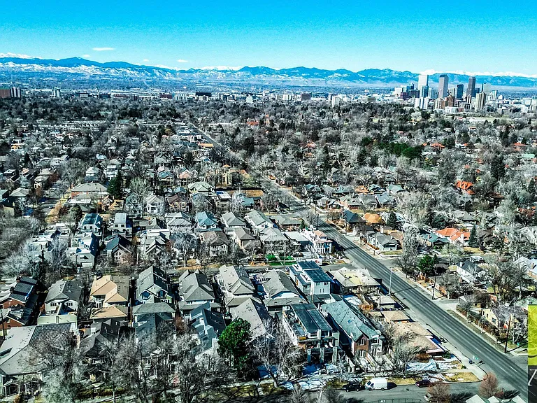 DOWNTOWN DENVER VIEW