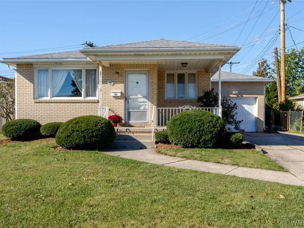 48 Candace Ln, Depew, NY 14043