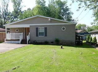 11397 Crestwood Ave, Conneaut Lake, PA 16316