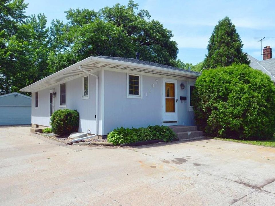1st image of 1147 White Bear Ave N