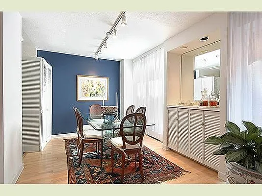 Sold by Stribling | media 2