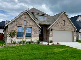 394 Willies Ct, Whitesboro, TX 76273
