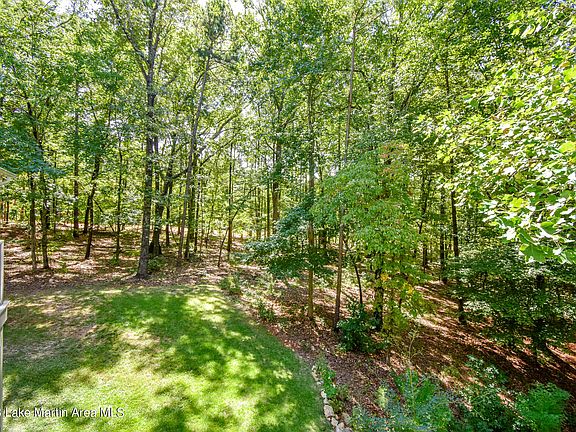 4th image of 37 Deer Hollow Trl