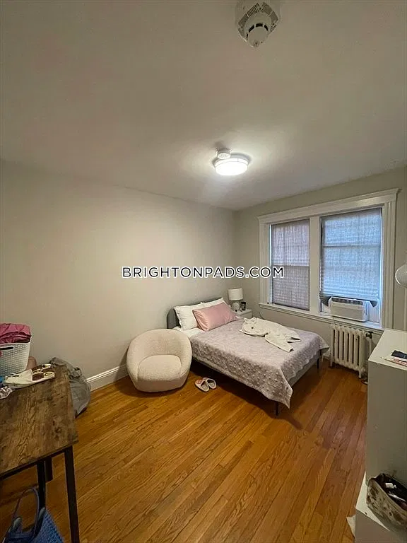 370 Chestnut Hill Ave — Photo 4
