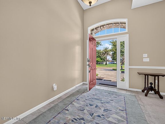4th image of 11032 S ROYAL COUNTY Drive