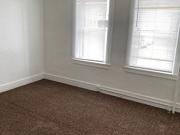 5th image of 580 W Clark St #B3