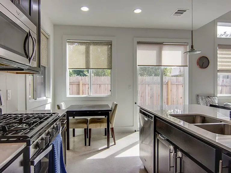1702 W Saint Johns Ave #B — Photo 13