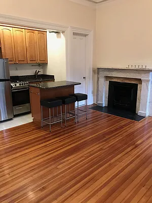 Rented by Picture Realty Inc. | media 24