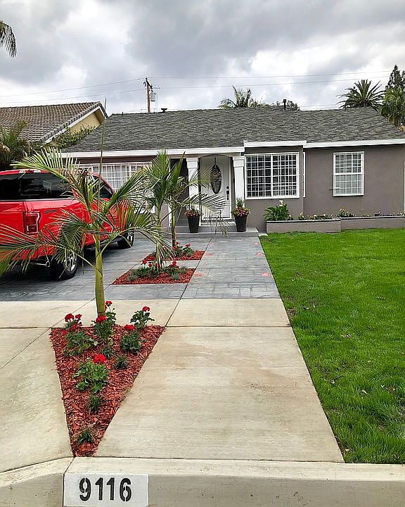 2nd image of 9116 Manzanar Ave