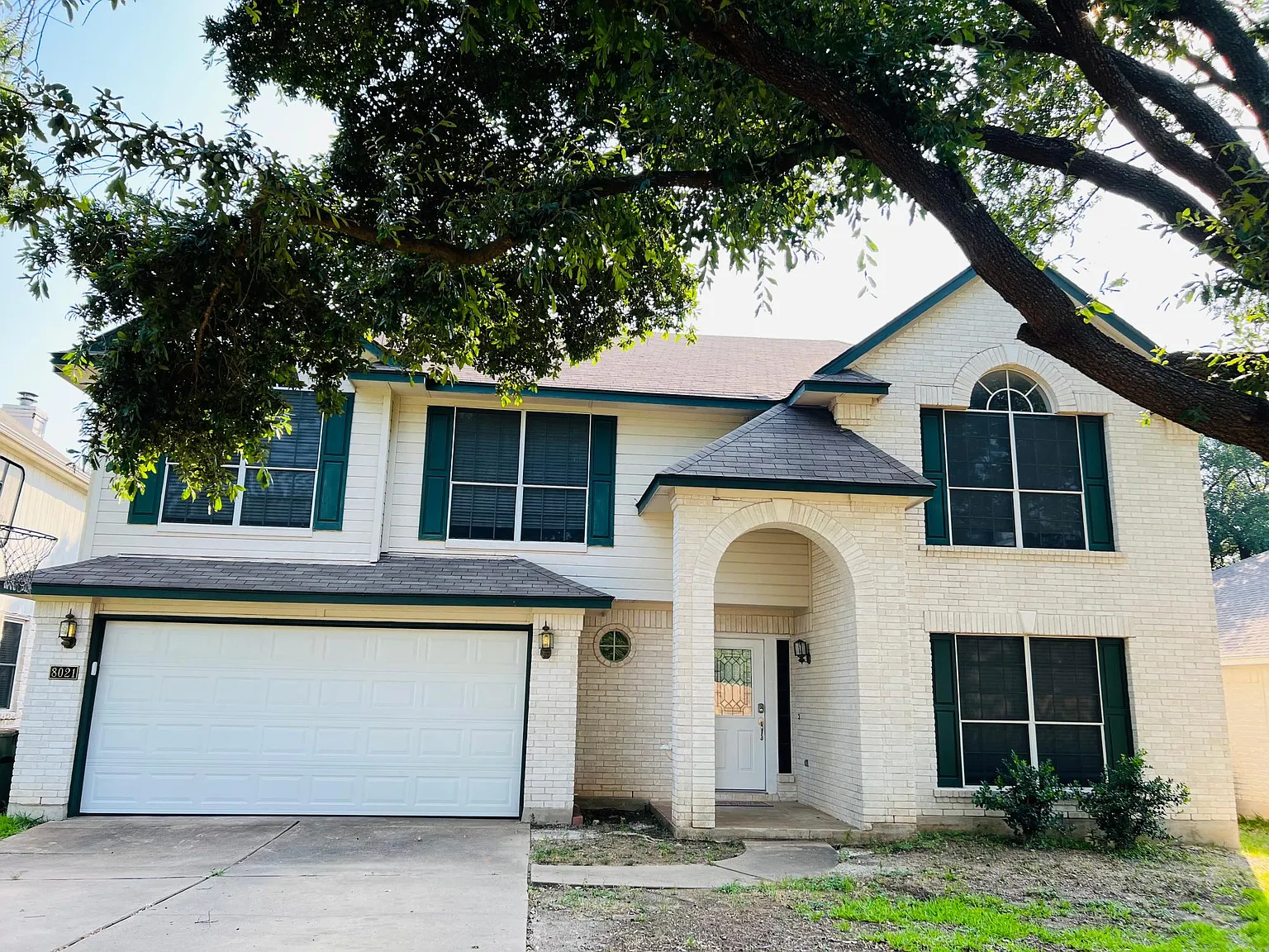 8021 Luling Ln — Photo 1