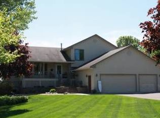 7890 Eagle Ridge Rd, Hamel, MN 55340