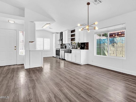 4th image of 9248 W IRONWOOD Drive