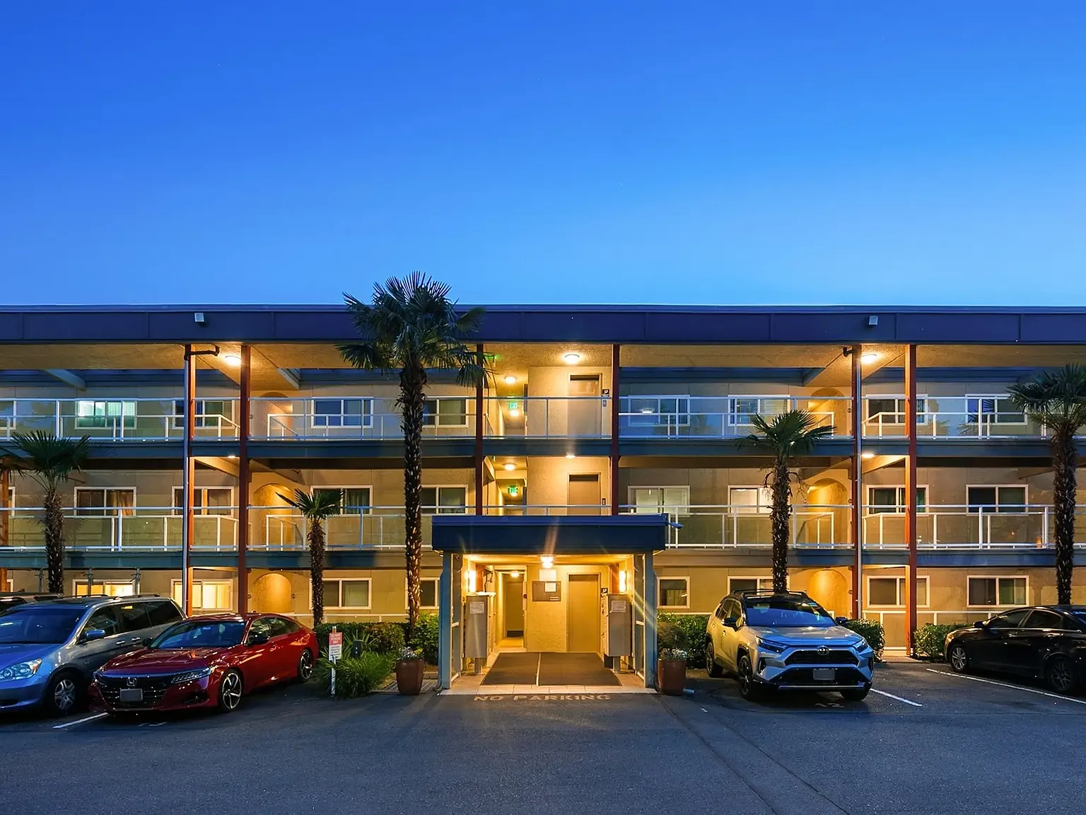 2 bed, 1.5 bath, 867 sqft, $3,100 — Photo 3