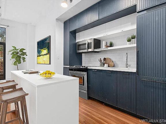 4th image of 180 Bainbridge St APT 108