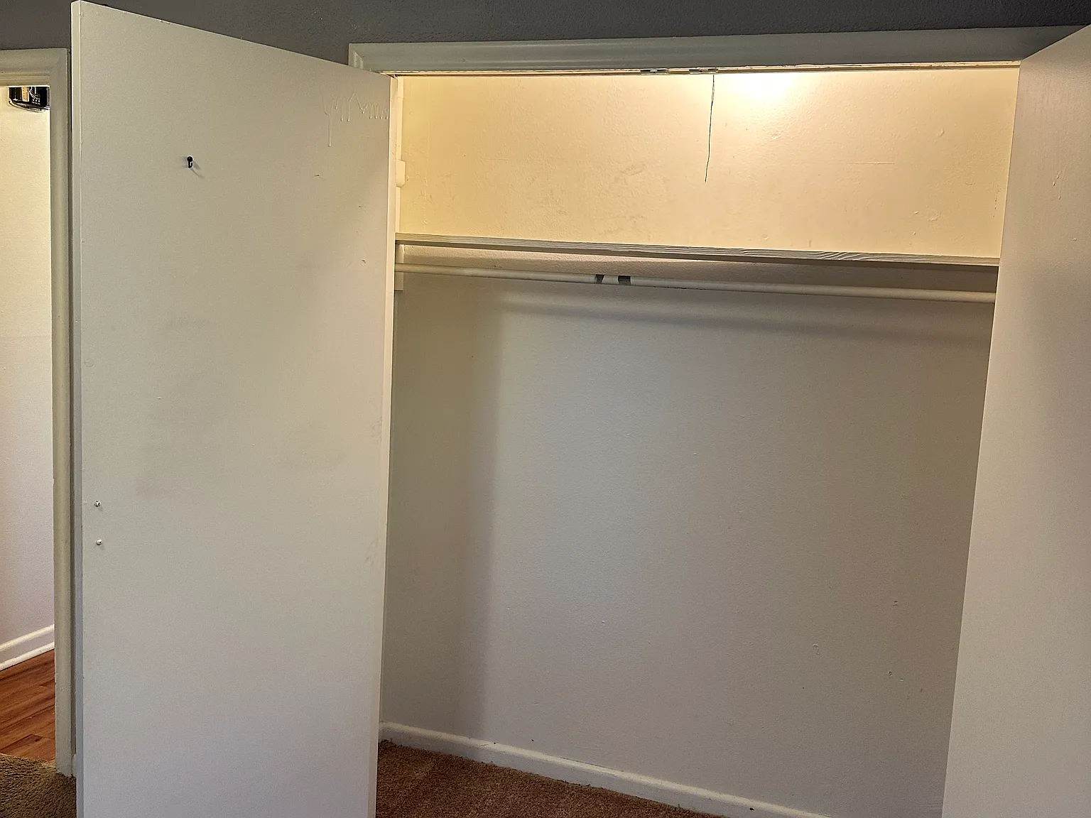 2 bed, 800 sqft, $1,300 — Photo 4