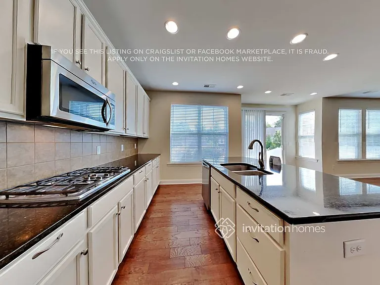 170 Rainberry Dr — Photo 8