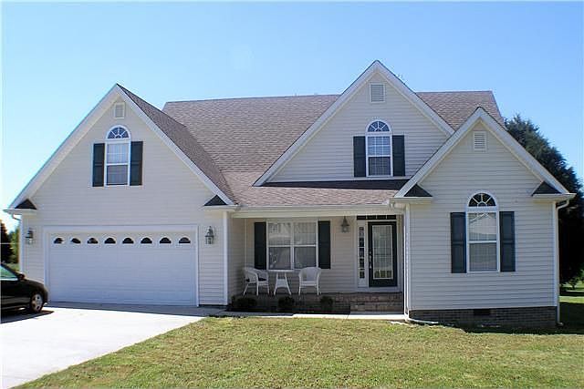 1st image of 111 Rebecca Ln W