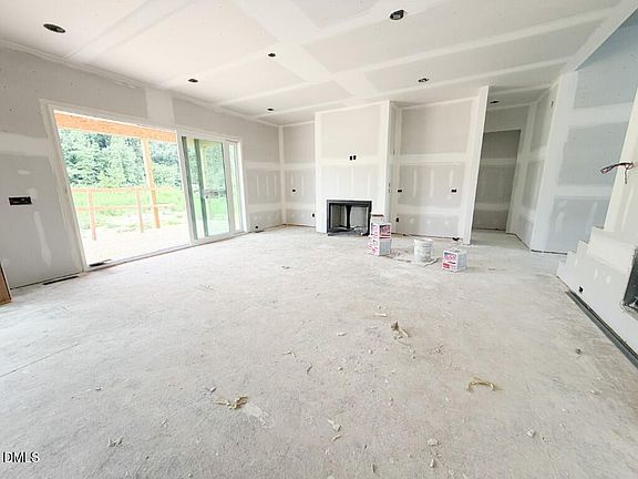 4th image of 8508 Pascolo Way