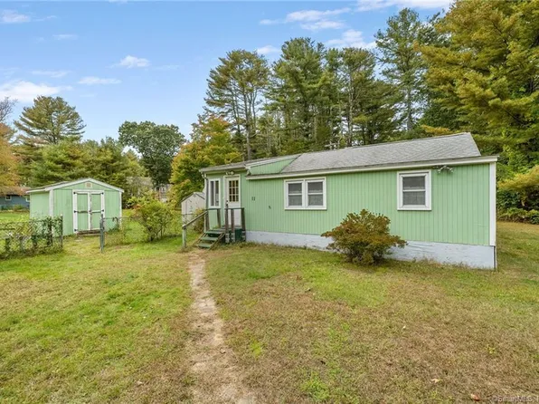 11 Pine Tree Road, East Haddam, CT 06469