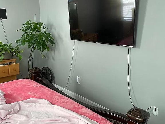 5th image of 1316 S 53rd St #1
