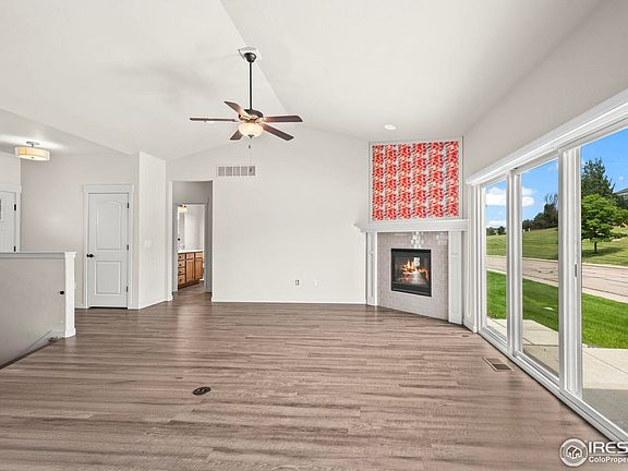 4th image of 516 Deville Dr