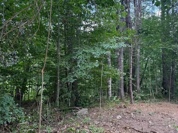 7 Birdsong Lane, Windham, ME 04062