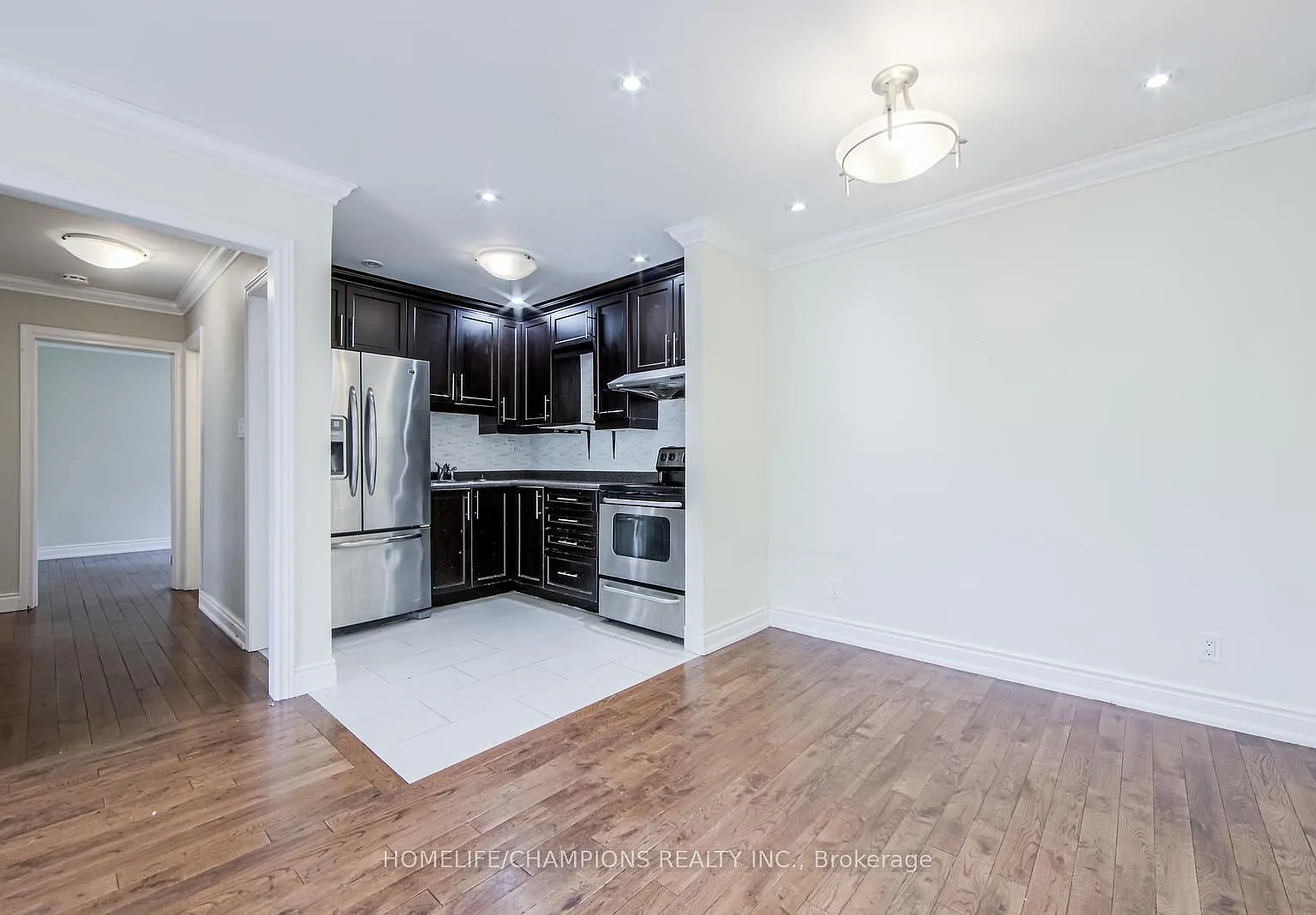 4 bed, $3,300 — Photo 4