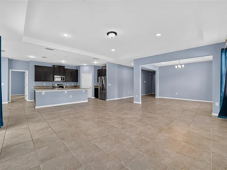 4572 SW 65th Pl — Photo 15
