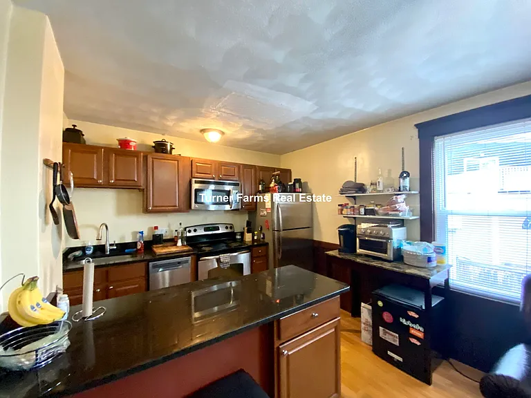 221 Holland St #2R — Photo 22