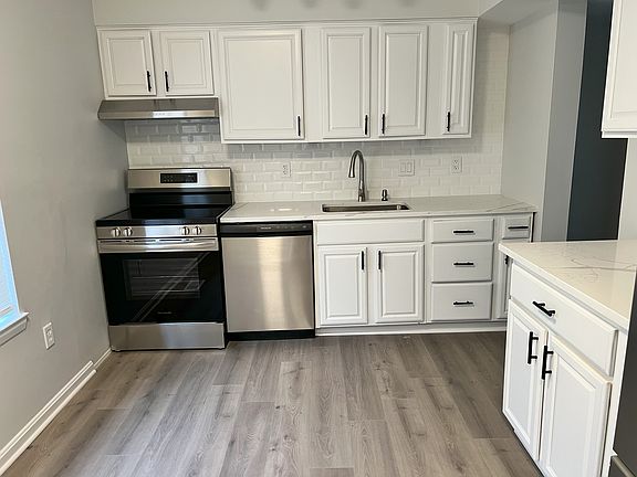 3rd image of 1202 Heartwood Ct