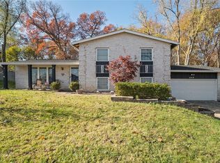 449 Jungs Station Rd, Saint Charles, MO 63303