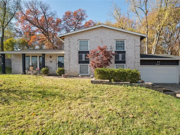 449 Jungs Station Rd, Saint Charles, MO 63303