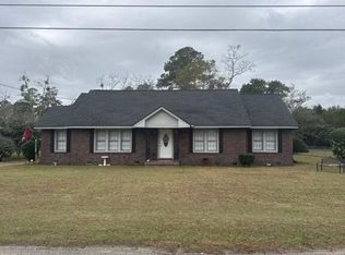 315 Residence St SW, Pelham, GA 31779