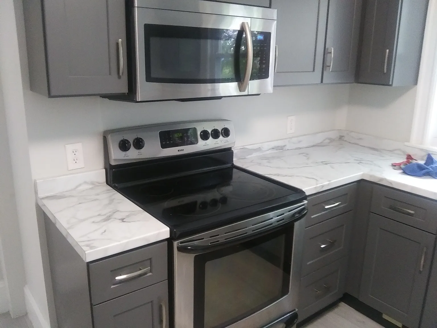 2 bed, 1200 sqft, $1,980 — Photo 3