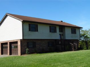 22 River Bend Rd, Sparta, NC 28675