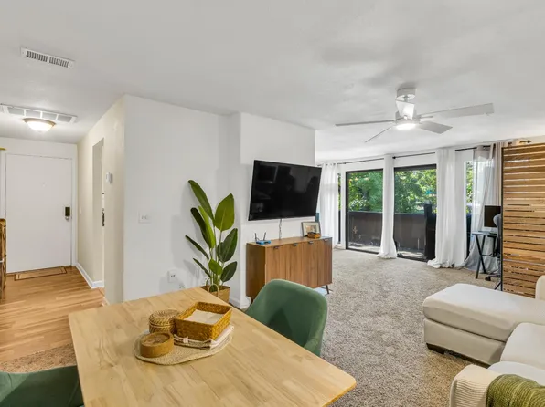 903 Fulton Ave APT 406, Sacramento, CA 95825
