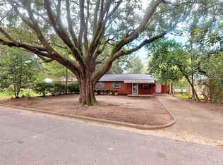 202 Barfield Ave, Albany, GA 31701