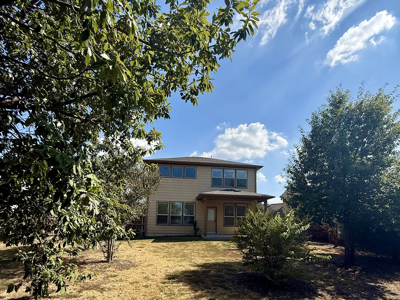 X - Hampton Bliss Trce 16128 -- Ronda-- — Photo 4