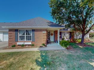10430 Pine Glen Cir, Louisville, KY 40291