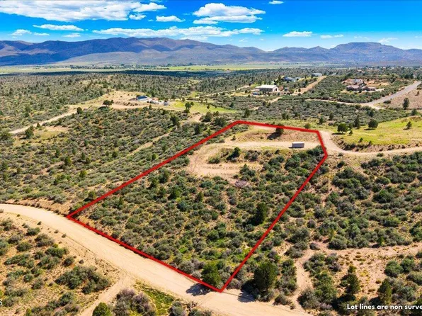 16655 W Blue Sky Dr, Peeples Valley, AZ 86332