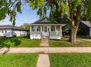 2412 Milburn Blvd, Mishawaka, IN 46544