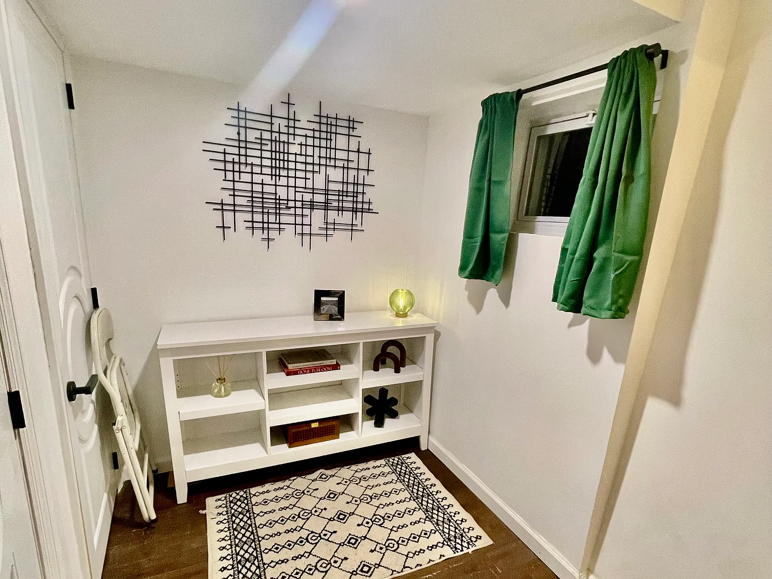 1 bed, 1165 sqft, $1,900 — Photo 4