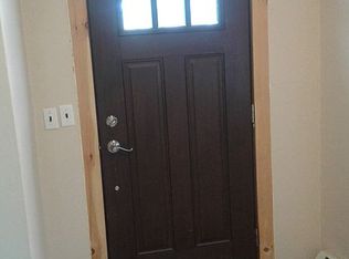 617 W Upton Ave, Reed City, MI 49677