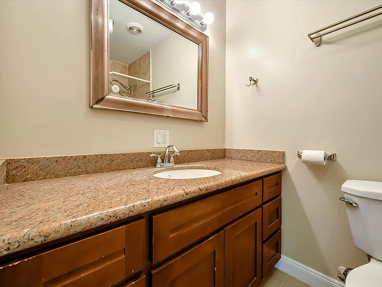 1411 Santa Fe Dr — Photo 23